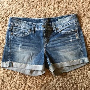 Silver shorts! 3.5 inseam